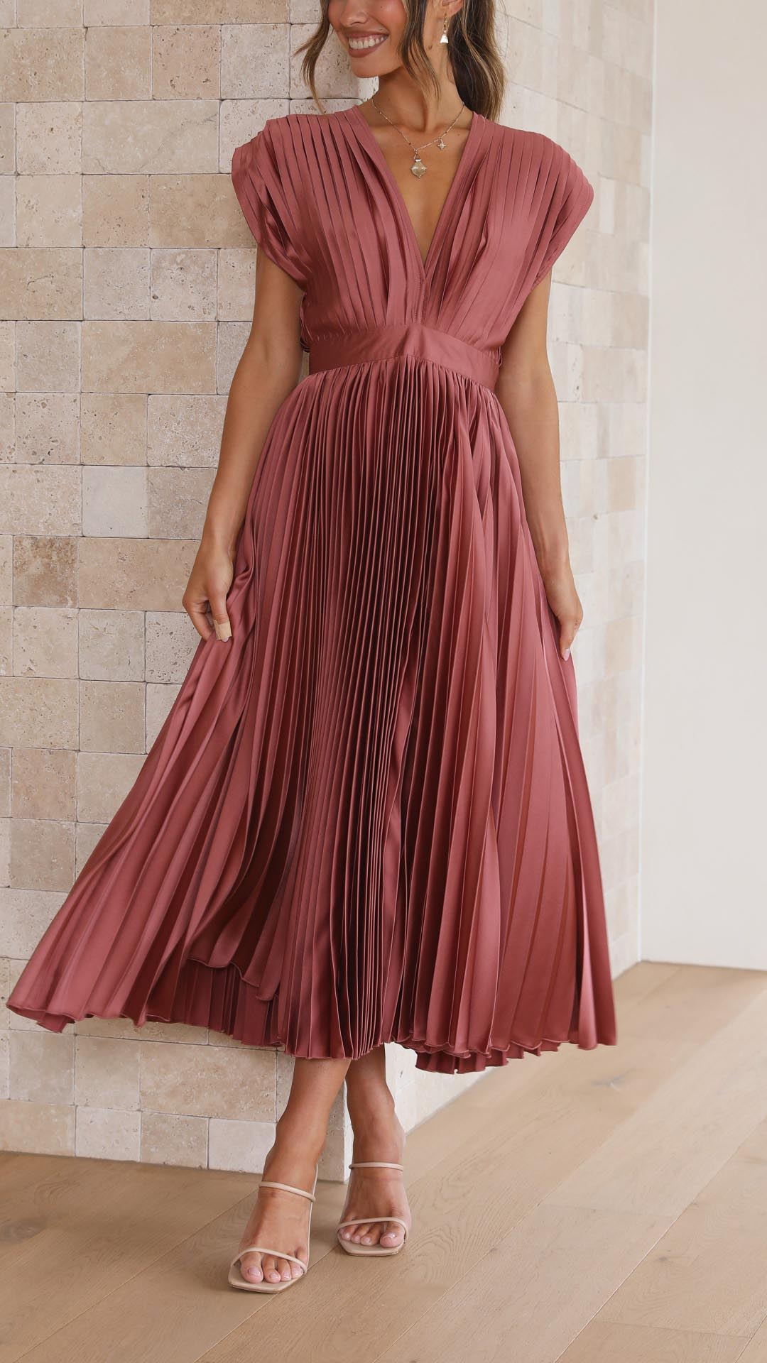 Marianne™ | Elegant Pleated Dress